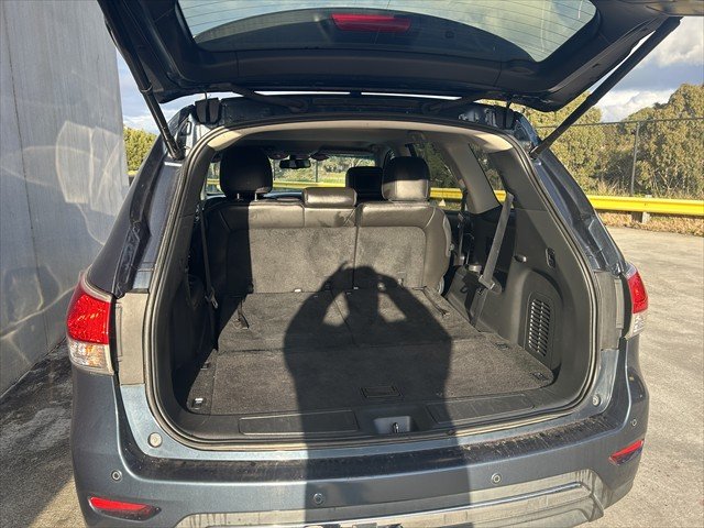 2015 NISSAN PATHFINDER Ti (4x4)