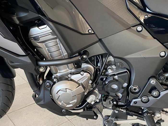 2022 Kawasaki Versys 1000 S Versys Grey
