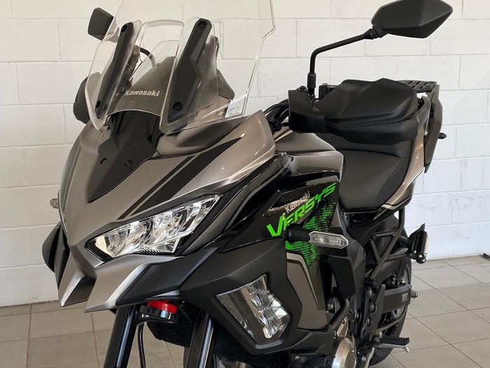 2022 Kawasaki Versys 1000 S Versys Grey