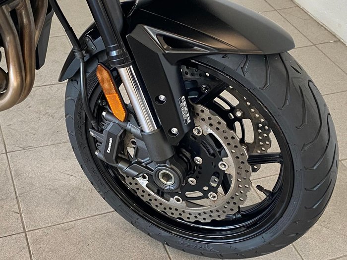 2022 Kawasaki Versys 1000 S Versys Grey