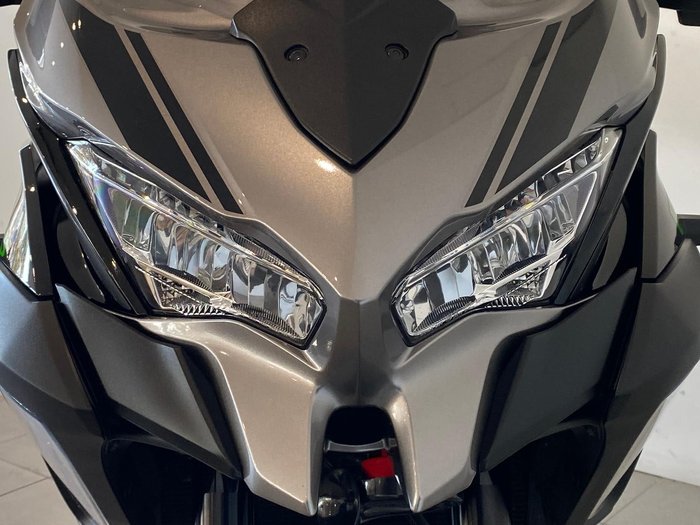 2022 Kawasaki Versys 1000 S Versys Grey