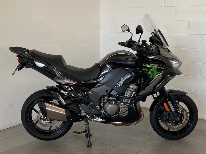 2022 Kawasaki Versys 1000 S Versys Grey