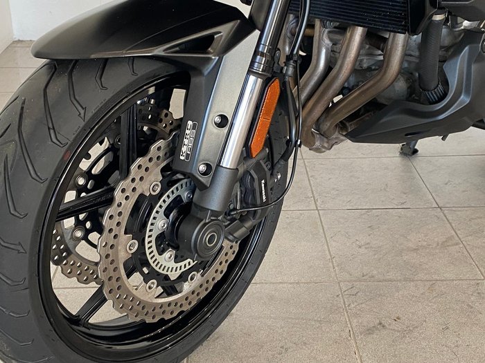 2022 Kawasaki Versys 1000 S Versys Grey