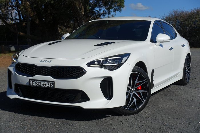 2021 Kia Stinger 330S CK MY22 Snow White Pearl