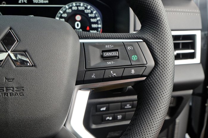 2025 Mitsubishi Outlander PHEV GSR ZM MY24 AWD White Diamond with Black Mica Roof