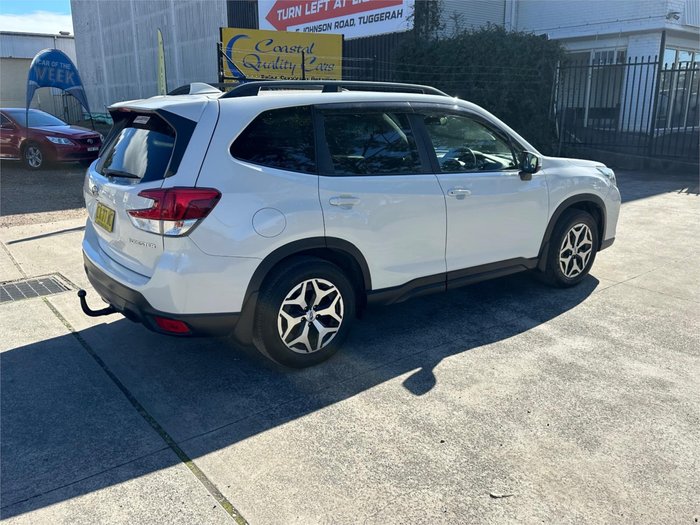 2020 SUBARU FORESTER 2.5i (AWD)