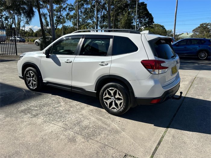 2020 SUBARU FORESTER 2.5i (AWD)