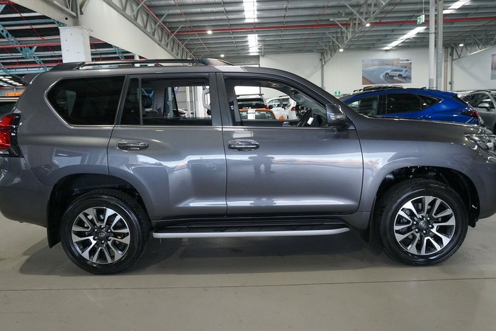 2022 Toyota Landcruiser Prado VX