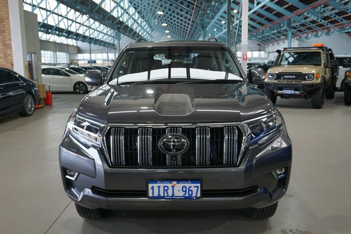2022 Toyota Landcruiser Prado VX
