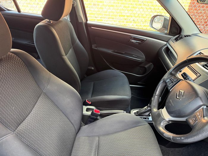 2014 Suzuki Swift GL Navigator FZ MY14 Snow White