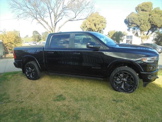2024 RAM 1500 Limited RamBox DT MY24 4X4 Dual Range Diamond Black