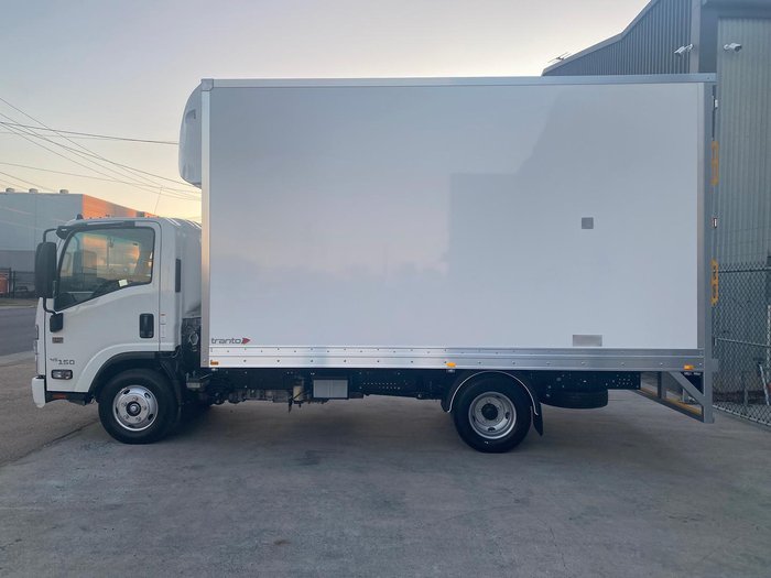 2025 Isuzu N Series NNR 45-150 White