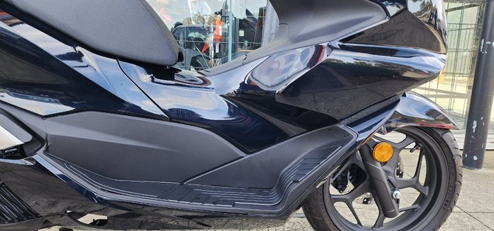 2021 Honda PCX BLACK