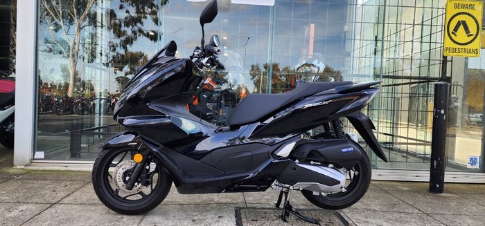 2021 Honda PCX BLACK