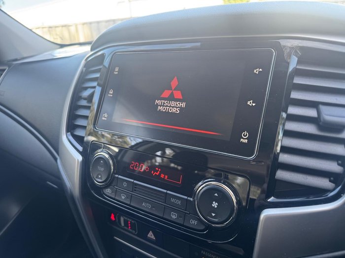2021 Mitsubishi Triton GLX+ MR MY21 4X4 Dual Range White