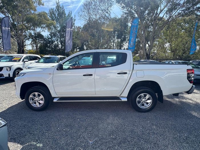 2021 Mitsubishi Triton GLX+ MR MY21 4X4 Dual Range White