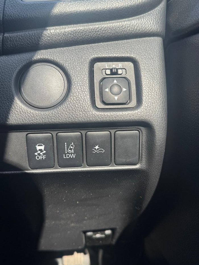 2021 Mitsubishi Triton GLX+ MR MY21 4X4 Dual Range White