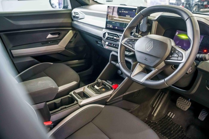 2025 Renault Duster Techno