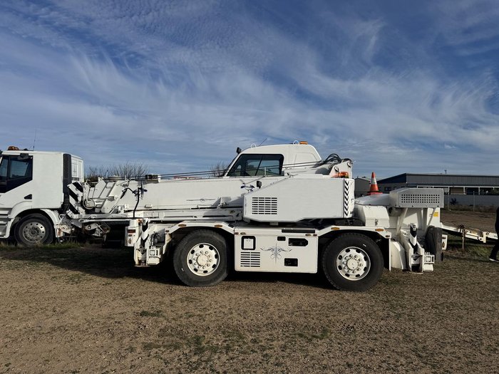 2021 Tadano Gr-130E-2 White