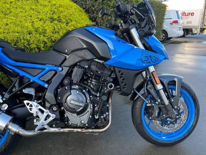 2023 Suzuki GSX-8S BLUE