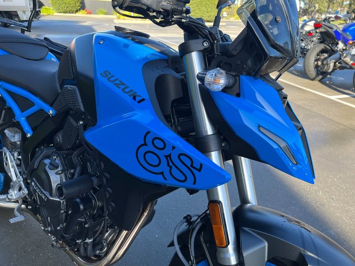 2023 Suzuki GSX-8S BLUE