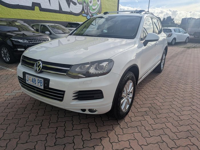 2014 Volkswagen Touareg V6 TDI 7P MY14 Four Wheel Drive Pure White