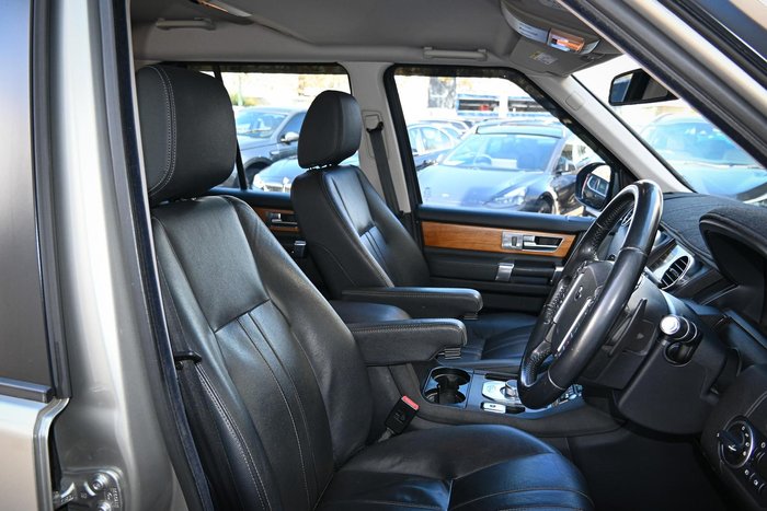 2014 Land Rover Discovery SDV6 HSE