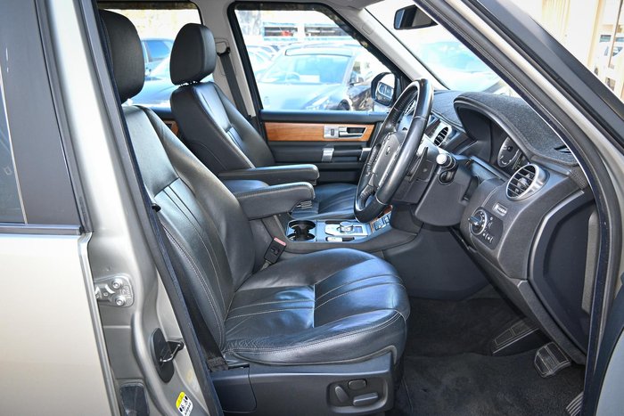 2014 Land Rover Discovery SDV6 HSE