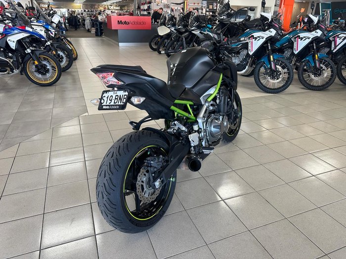 2019 Kawasaki Z900 (ZR900B) Z Black