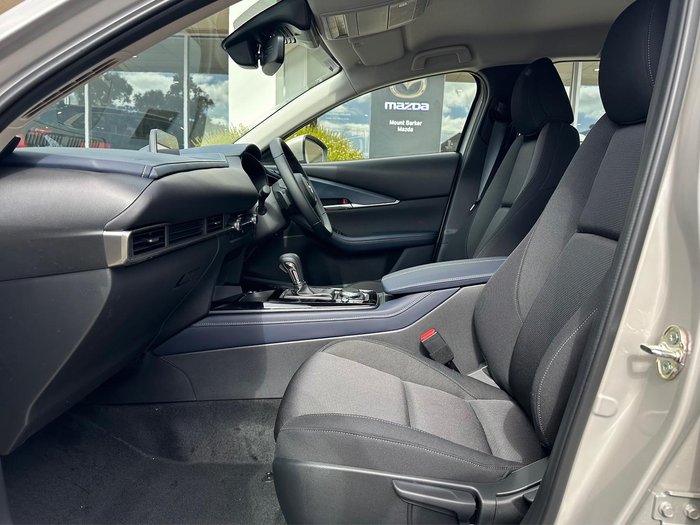 2025 Mazda CX-30 G20 Evolve