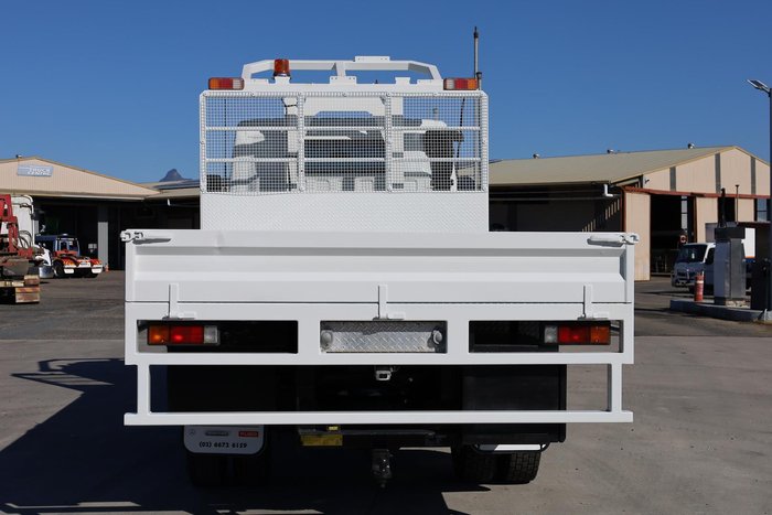 2018 Fuso Canter 4X4 FG Trayback White