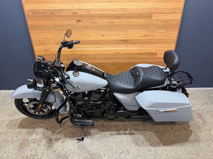 2024 Harley-davidson FLHRXS ROAD KING SPECIAL Grey