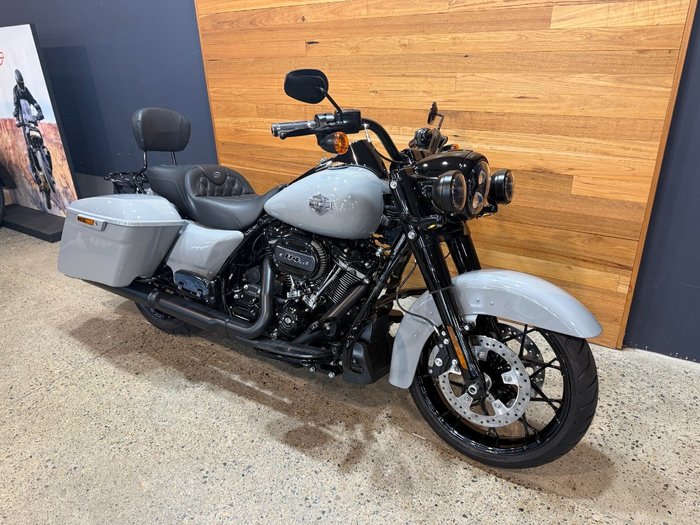 2024 Harley-davidson FLHRXS ROAD KING SPECIAL Grey