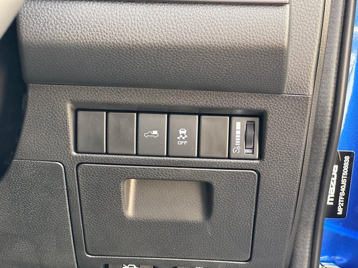 2025 Mazda BT-50 XTR