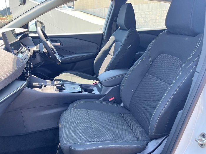 2025 Nissan QASHQAI ST-L