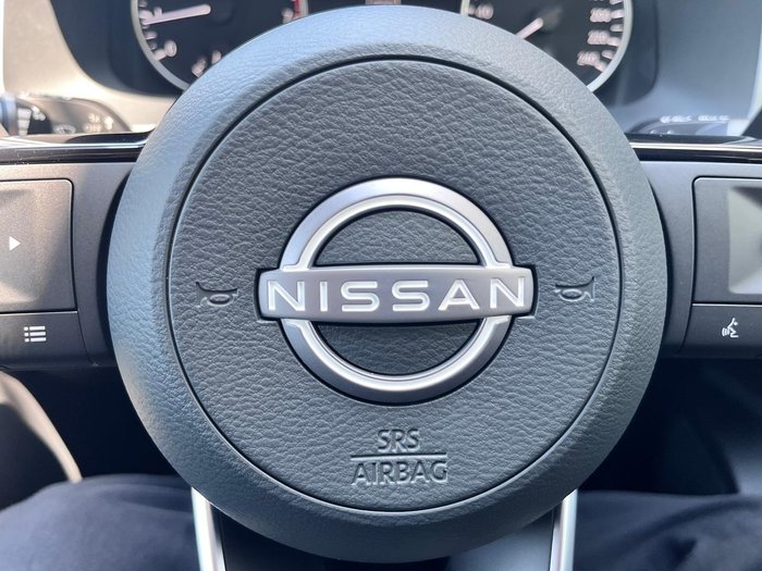 2025 Nissan QASHQAI ST-L