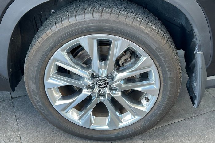 2023 Toyota Kluger Grande