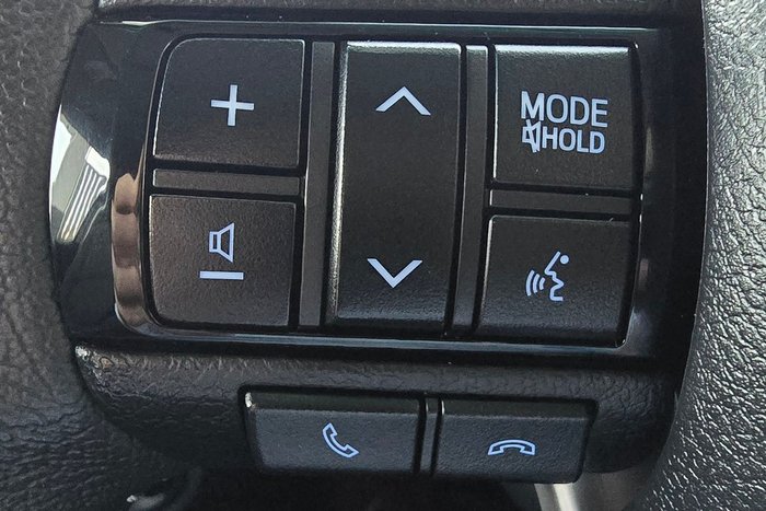 2021 Toyota Hilux SR5