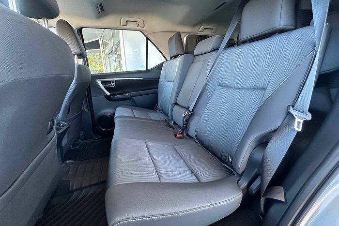 2019 Toyota Hilux SR5