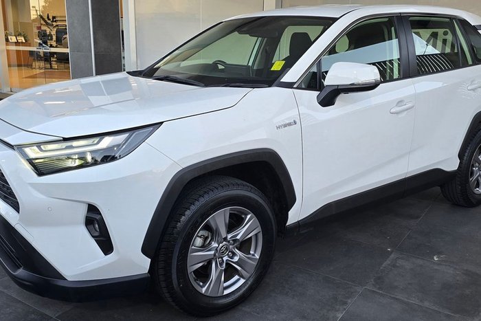 2022 Toyota RAV4 GX