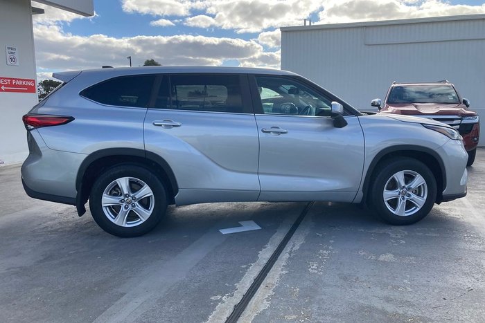 2022 Toyota Kluger GX