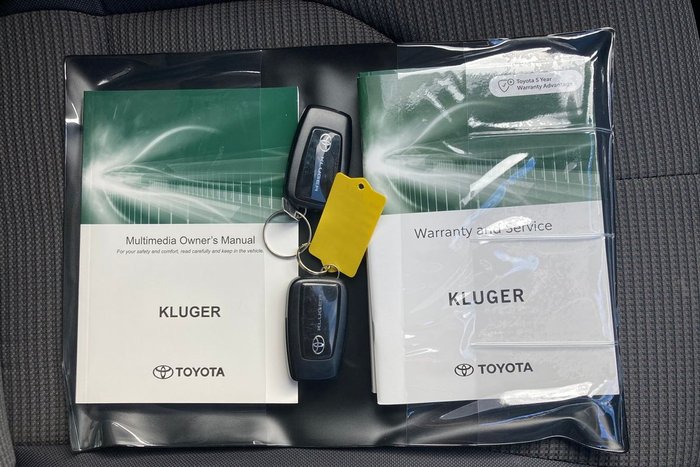 2022 Toyota Kluger GX