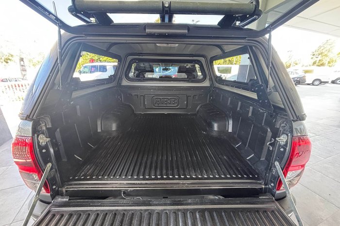 2018 Toyota Hilux SR5