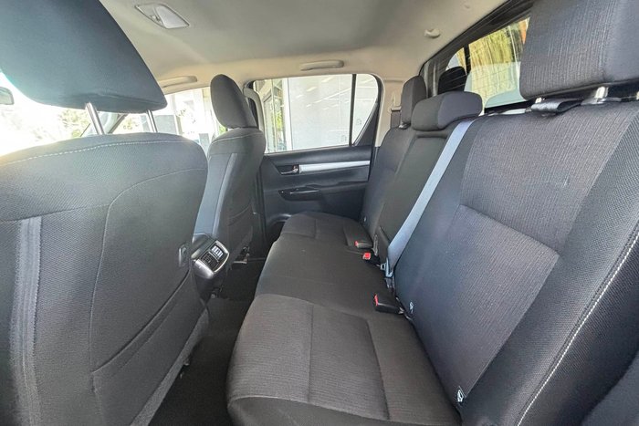 2018 Toyota Hilux SR5