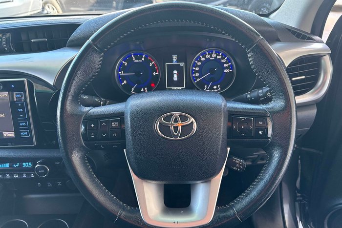 2018 Toyota Hilux SR5
