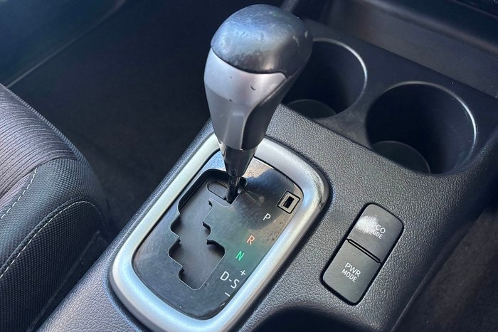 2018 Toyota Hilux SR5