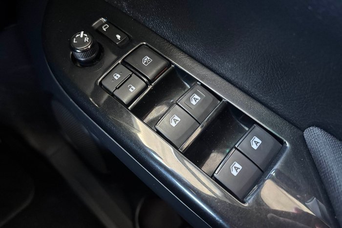 2018 Toyota Hilux SR5