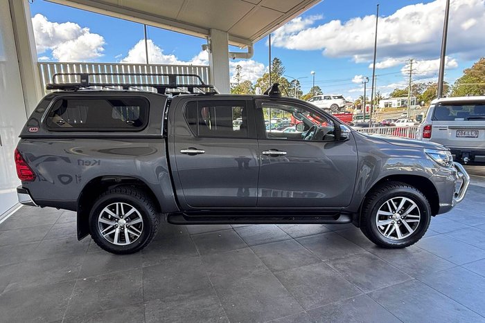 2018 Toyota Hilux SR5