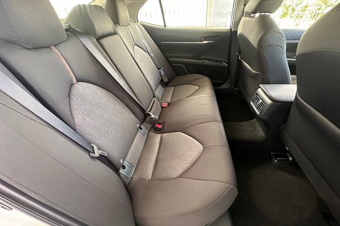2018 Toyota Camry Ascent Sport