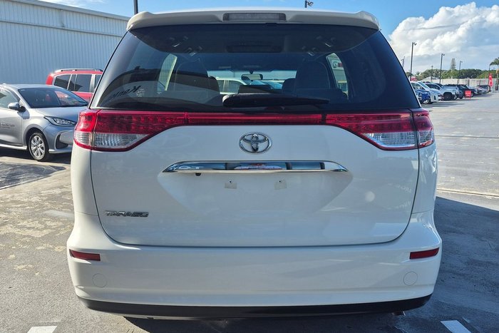 2017 Toyota Tarago GLi